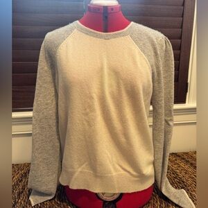 Veronica Beard Gray and Cream Knit Top